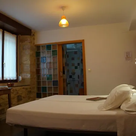 Casa Rural Eikolara Landetxea Bed & Breakfast Zalduendo de Álava
