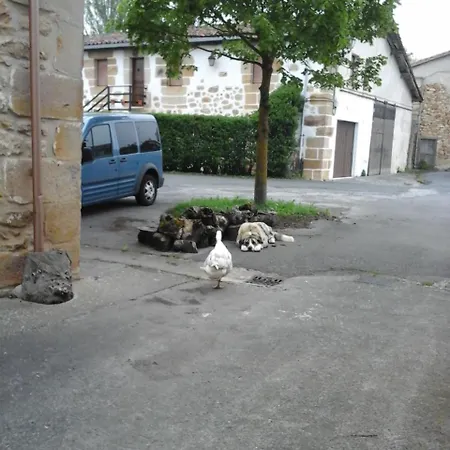 Casa Rural Eikolara Landetxea Bed and breakfast 2*